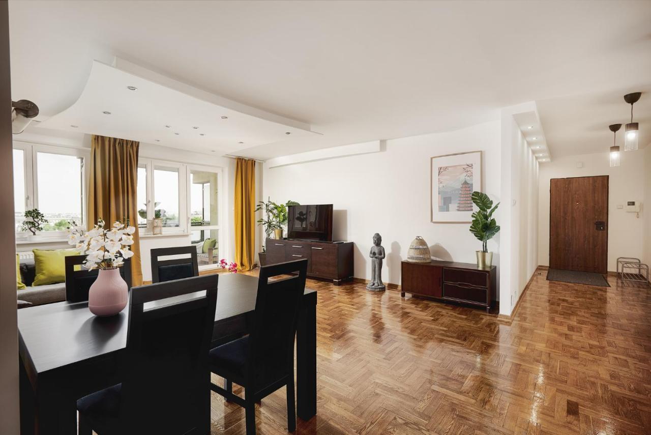 Lumina Spacious Apartment Near The Railway Station Varşova Dış mekan fotoğraf