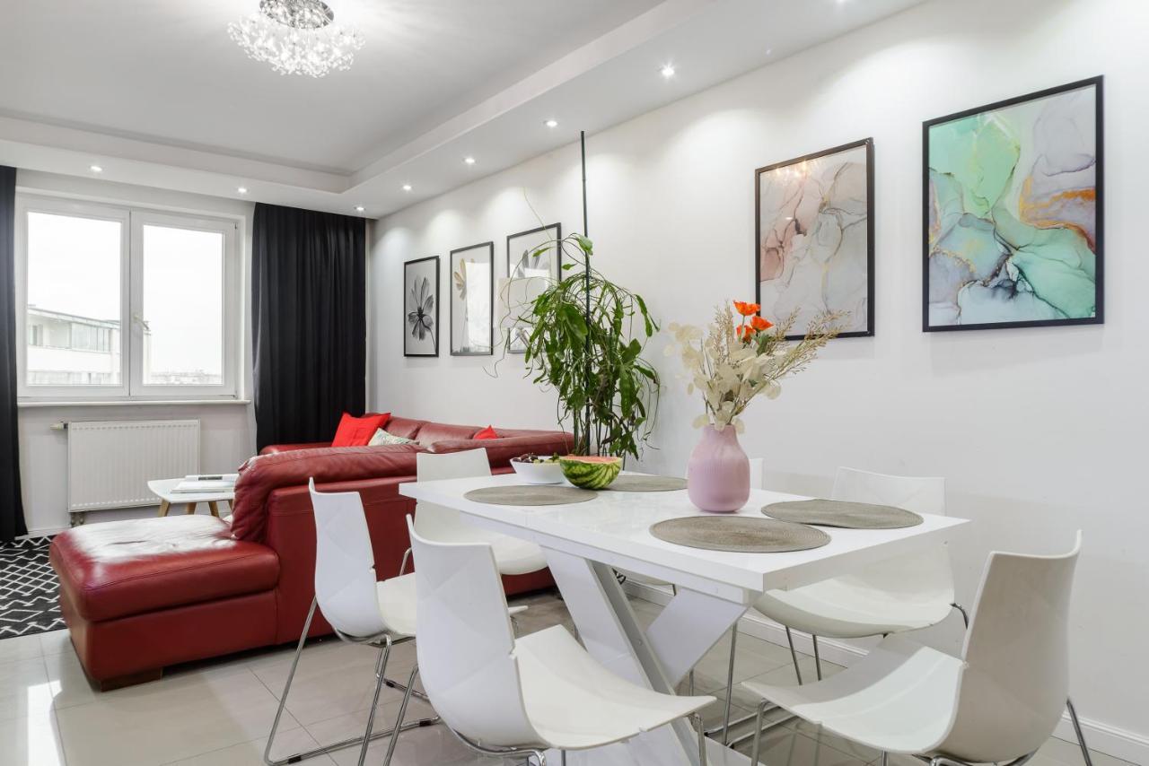 Lumina Spacious Apartment Near The Railway Station Varşova Dış mekan fotoğraf